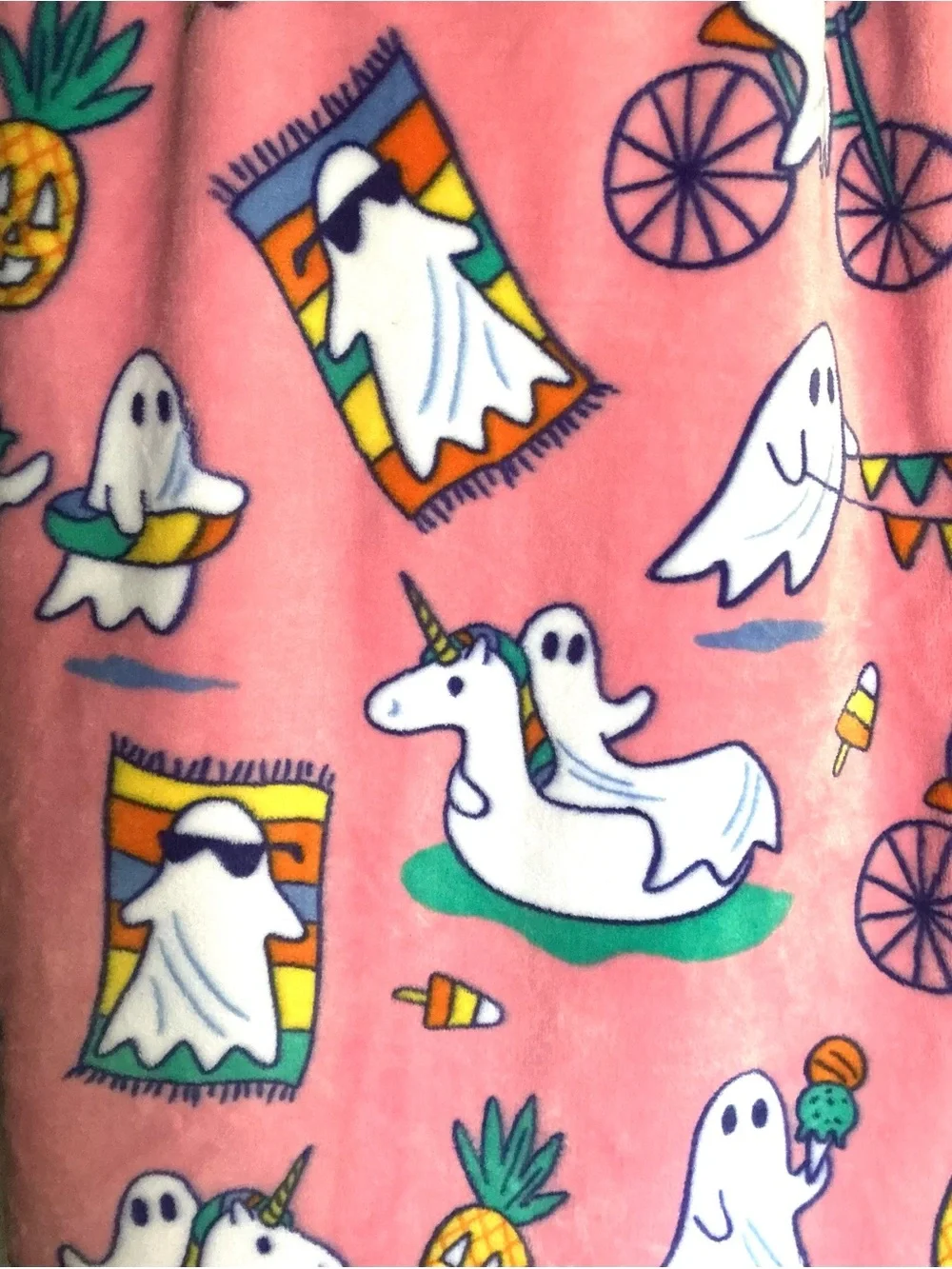 Isaac Mizrahi Pink Novelty Ghost Beach Throw